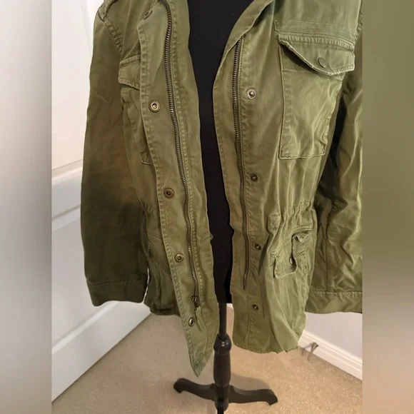 GAP Olive Utility Jacket - Picture 3 of 5